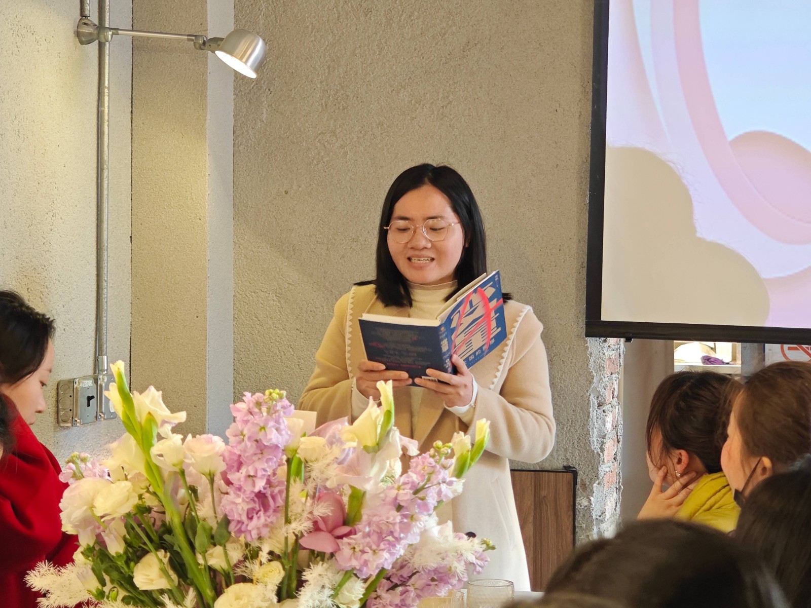 讀書(shū)分享會(huì) (4).jpg